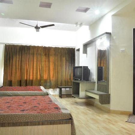 Sharan Hotel Sirdi Kültér fotó