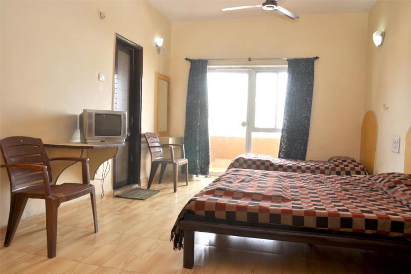 Sharan Hotel Sirdi Kültér fotó